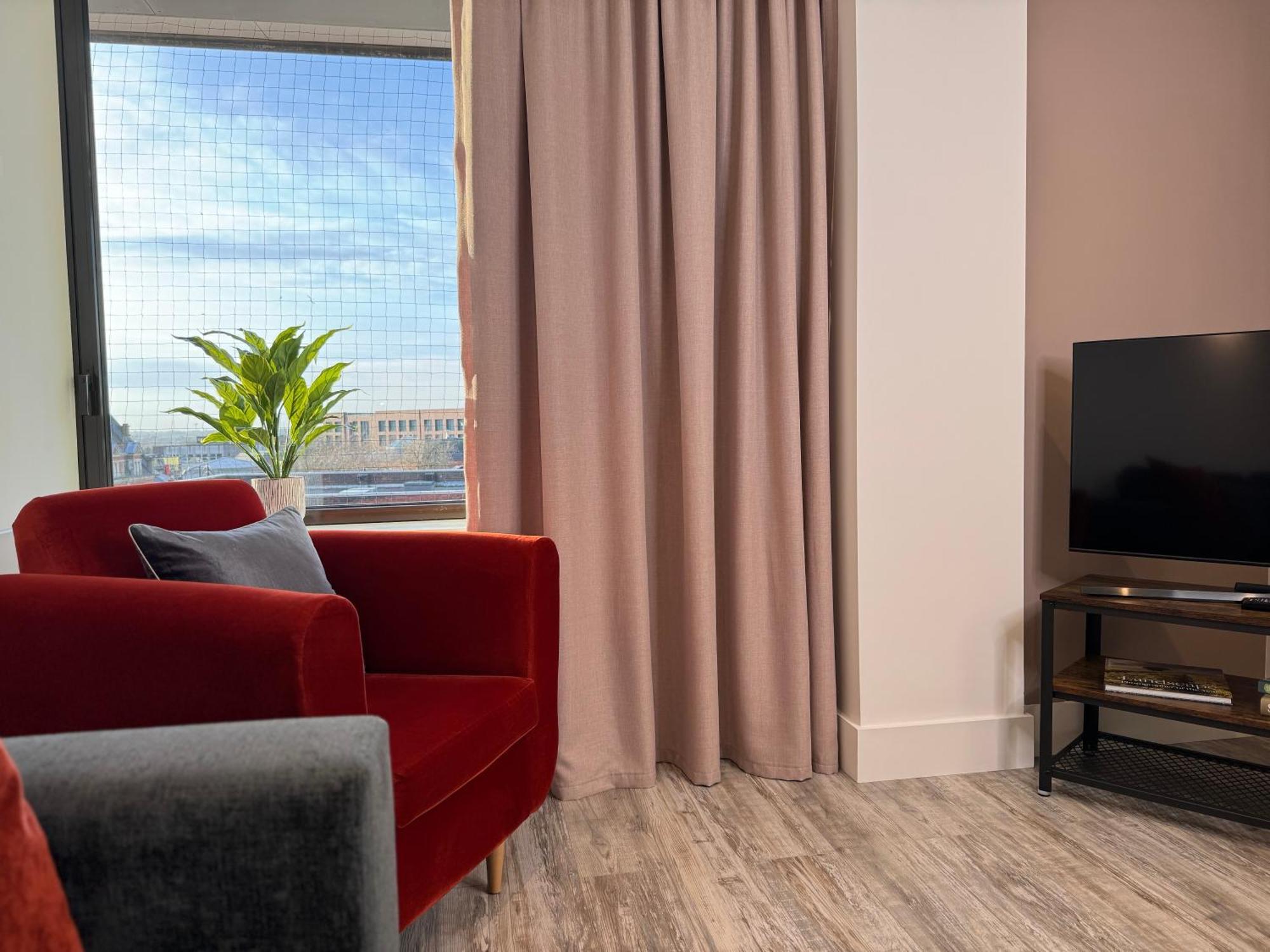 Elegant One Bedroom Apartment Swindon Exterior foto